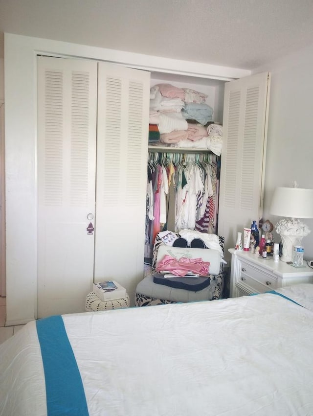 bedroom featuring a closet