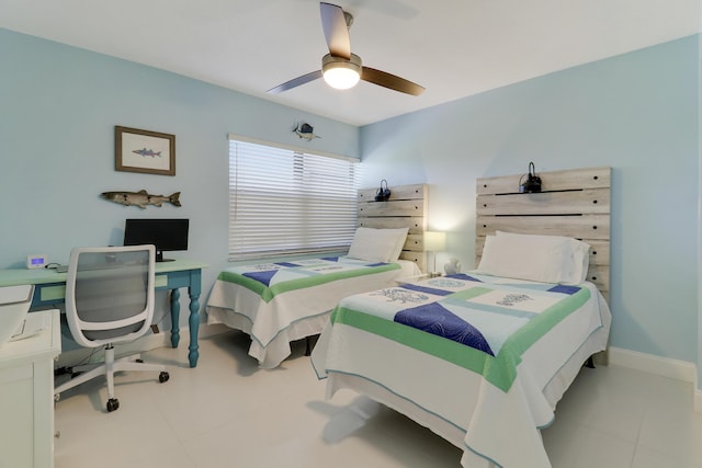 bedroom featuring ceiling fan