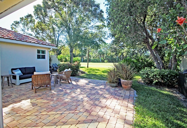 view of patio with outdoor lounge area