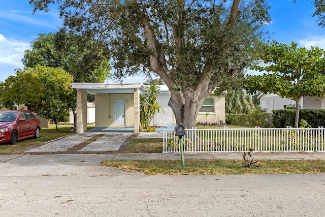 view of front of house