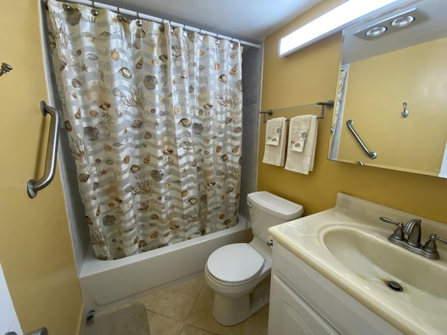 full bathroom featuring tile patterned flooring, vanity, shower / tub combo with curtain, and toilet