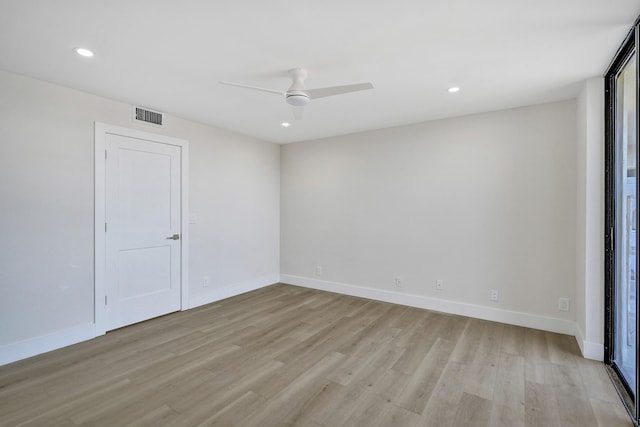 unfurnished bedroom with light wood-type flooring, recessed lighting, baseboards, and a ceiling fan