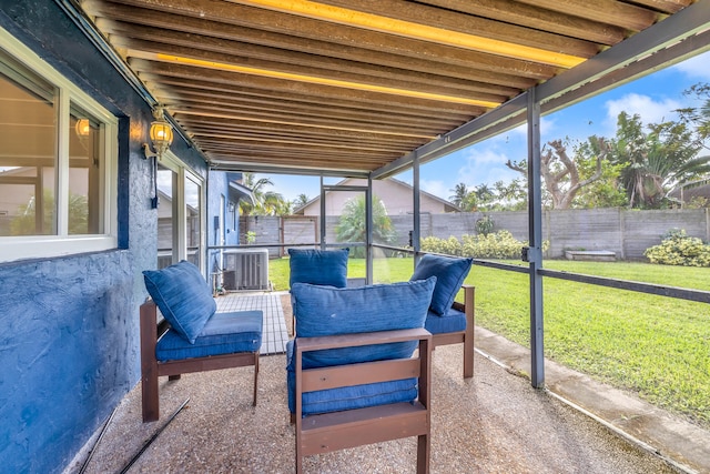 view of sunroom / solarium