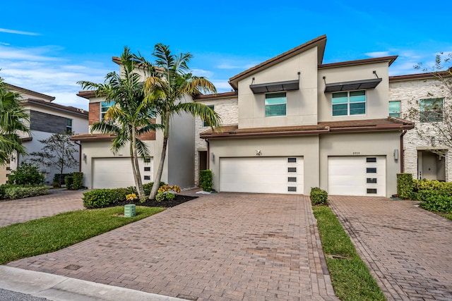 view of front of house with a garage