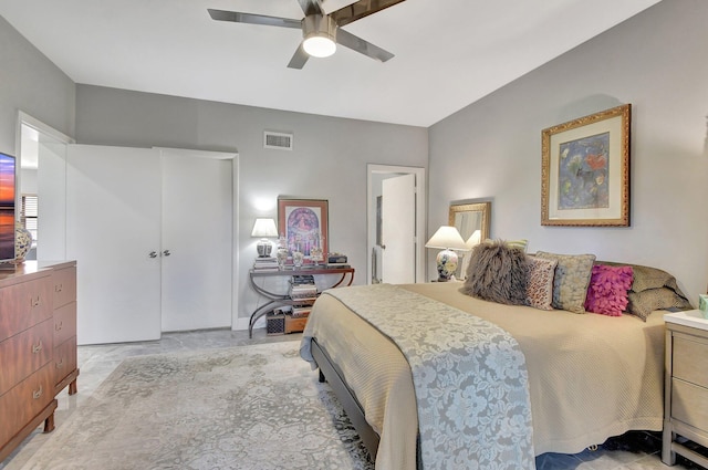 dining area with ceiling fan