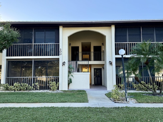 200 SE Four Winds Dr Unit 213, Stuart, FL 34996 - view of building exterior
