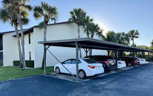200 SE Four Winds Dr Unit 213, Stuart, FL 34996 - view of covered parking lot