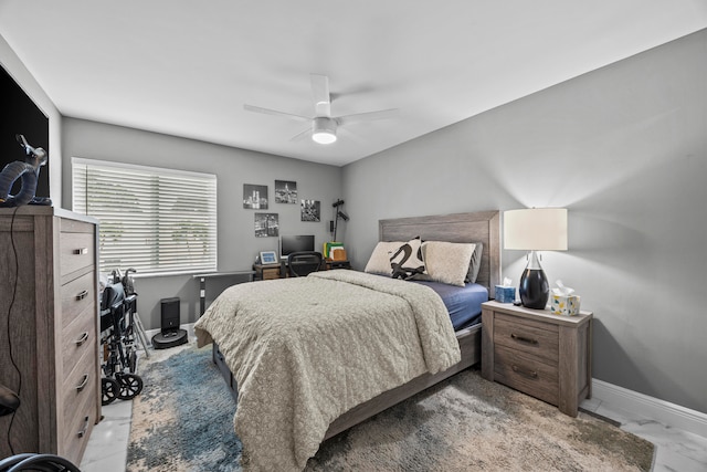 bedroom featuring ceiling fan