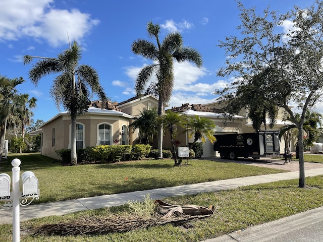 view of front of house featuring a front yard