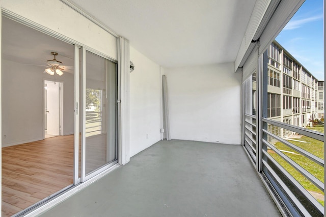 balcony with ceiling fan