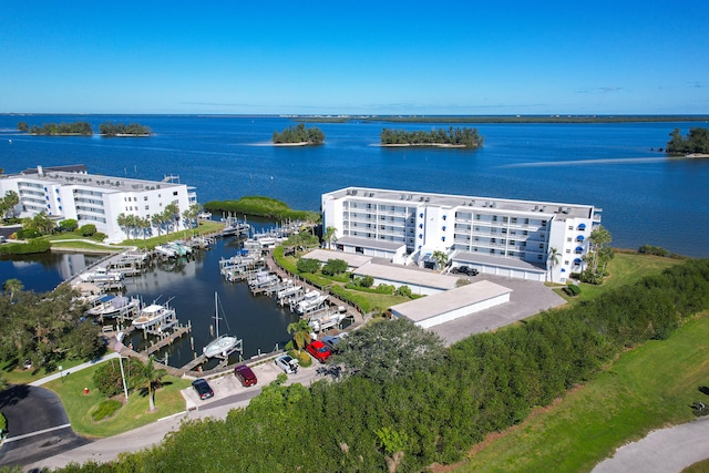 bird's eye view featuring a water view