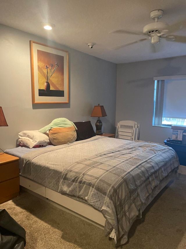 bedroom with carpet flooring and ceiling fan