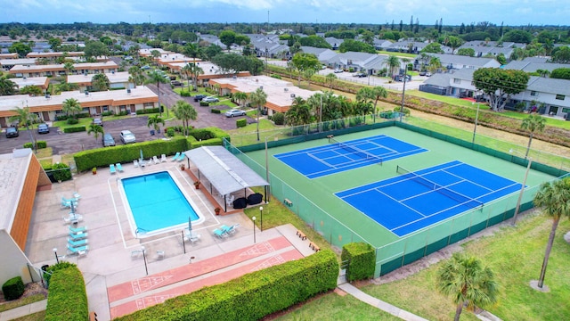 bird's eye view with a residential view