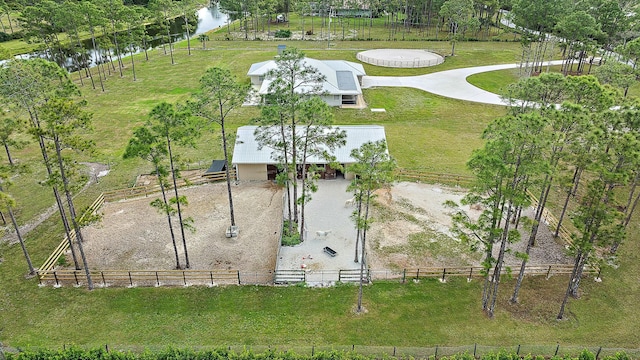 bird's eye view featuring a rural view and a water view