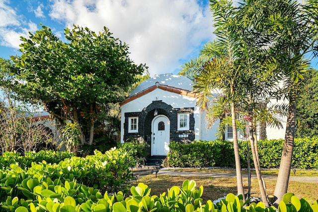 view of mediterranean / spanish home