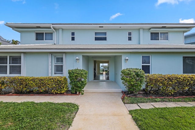 view of front of property