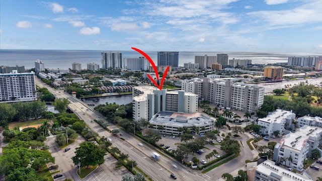 bird's eye view featuring a water view