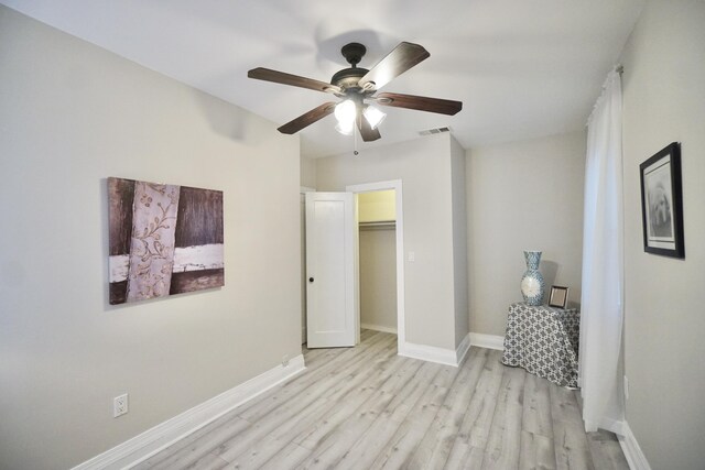 washroom featuring cabinets and independent washer and dryer