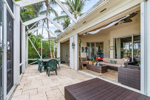 view of sunroom / solarium