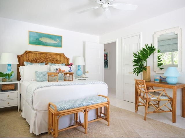 bedroom with ceiling fan