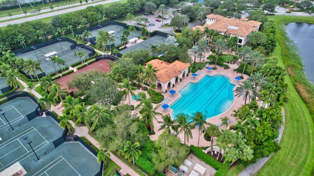 bird's eye view with a water view