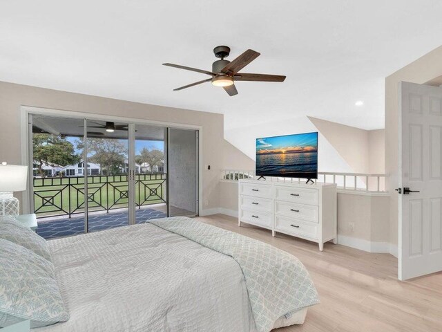 balcony featuring ceiling fan