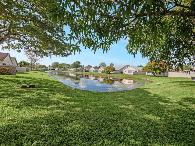 view of yard featuring a water view