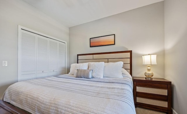 bedroom with a closet