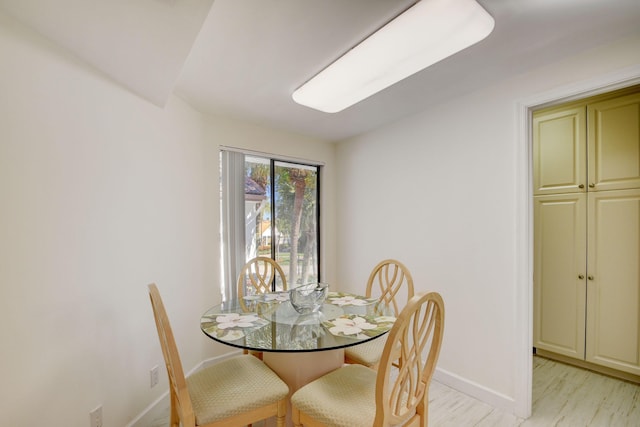 7230 Clunie Pl Unit 15403, Delray Beach, FL 33446 - dining room featuring light wood finished floors and baseboards
