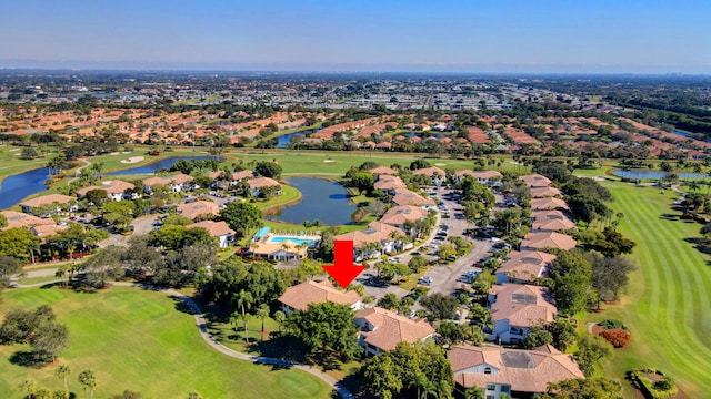 7230 Clunie Pl Unit 15403, Delray Beach, FL 33446 - aerial view of property and surrounding area featuring a nearby body of water and a golf course