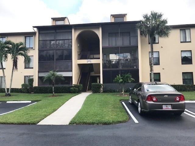 view of building exterior