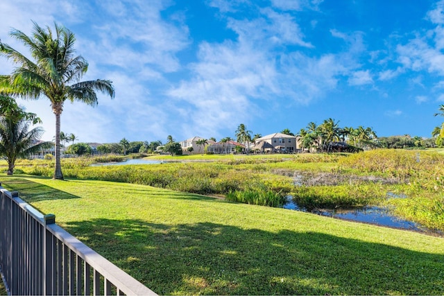 view of yard featuring a water view