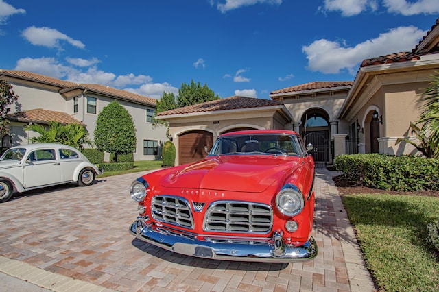 view of front of home featuring a garage