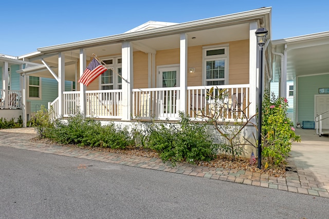 view of front of home featuring a porch