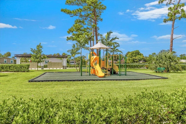 view of jungle gym featuring a yard