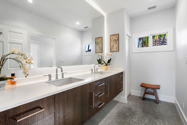 bathroom with vanity