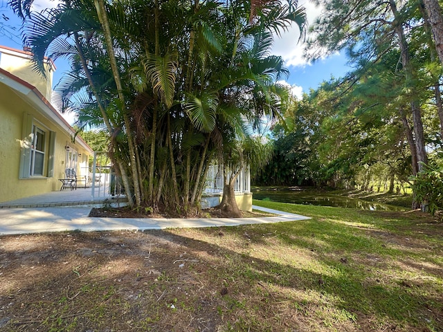 17976 88th Rd N, Loxahatchee, FL 33470 - view of yard featuring a water view