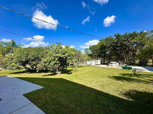 17976 88th Rd N, Loxahatchee, FL 33470 - view of yard with a patio