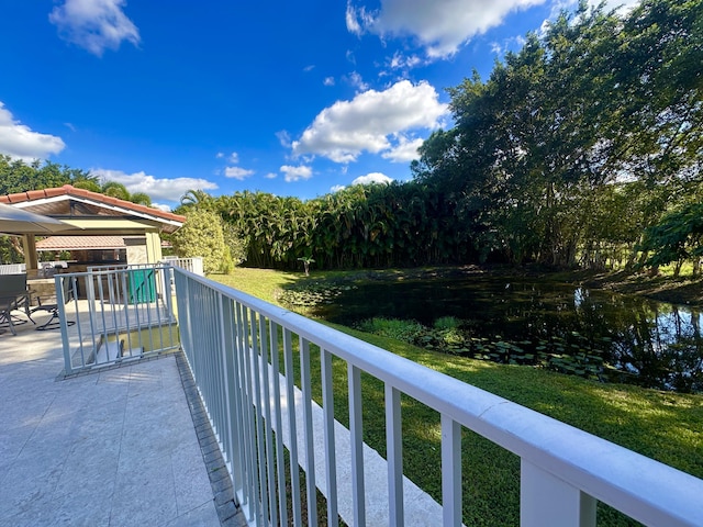 17976 88th Rd N, Loxahatchee, FL 33470 - balcony with a water view
