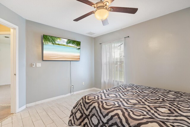 bedroom featuring ceiling fan