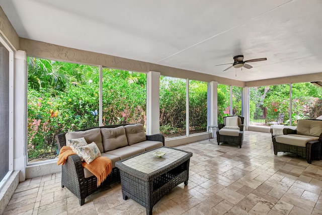 view of patio / terrace featuring ceiling fan and outdoor lounge area