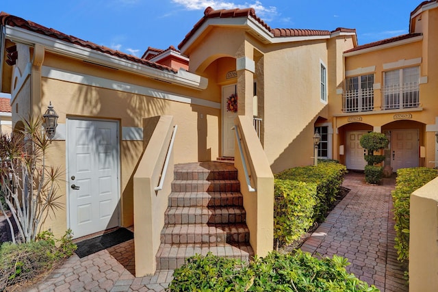 view of entrance to property