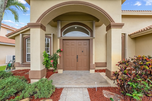 view of property entrance