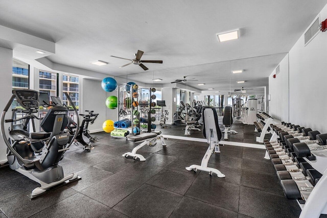 exercise room featuring ceiling fan