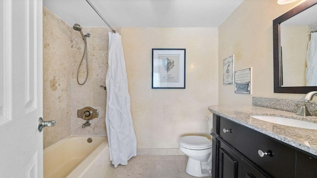 full bathroom featuring vanity, toilet, and shower / tub combo with curtain