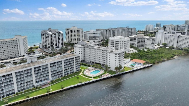 bird's eye view featuring a water view