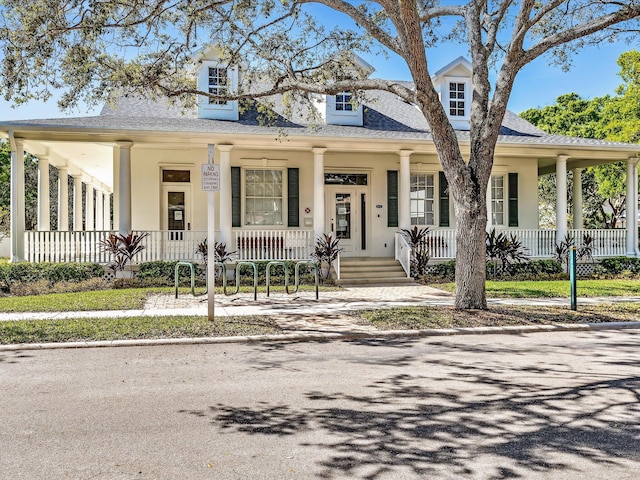 view of front of house with covered porch