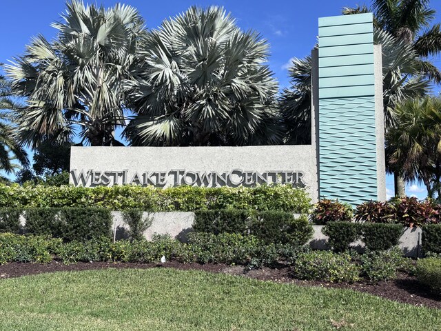 0000 032nd Ln N Unit 1Of 3, The Acreage, FL 33470