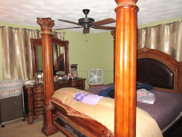 bedroom featuring ceiling fan