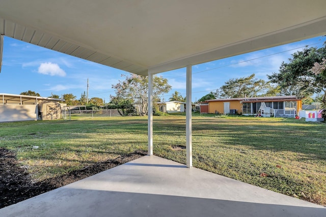 view of yard featuring a patio area